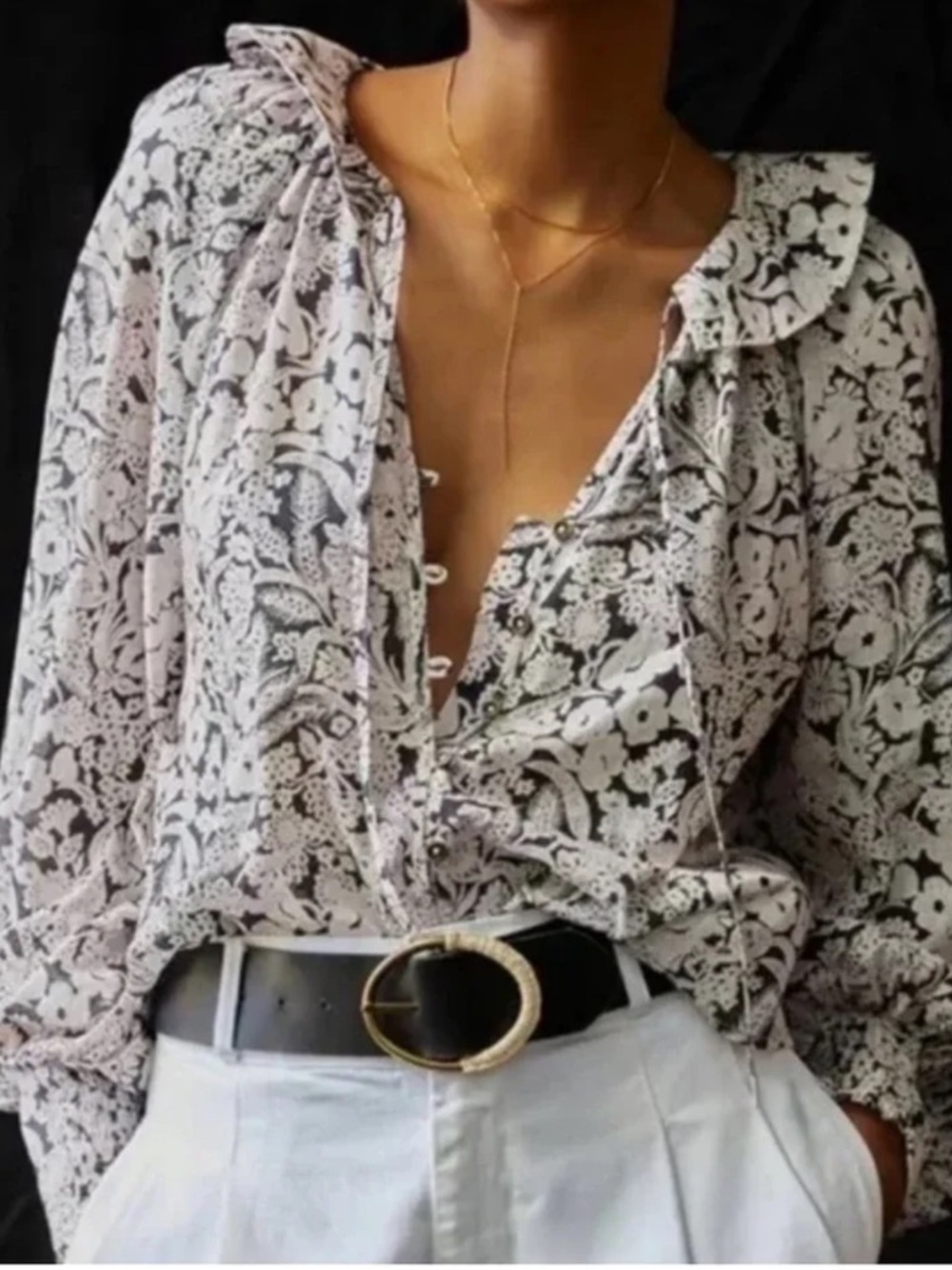 Anthropologie Peter Pan collar Floral Print button front 100% cotton size Large